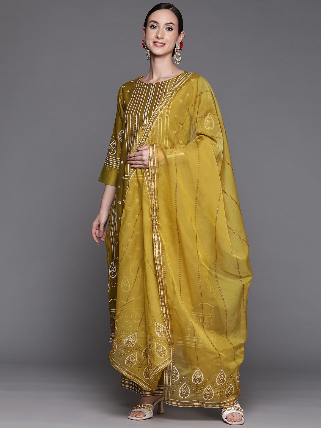 

Indo Era Women Olive Green Floral Printed Liva Kurta with Trousers & Dupatta