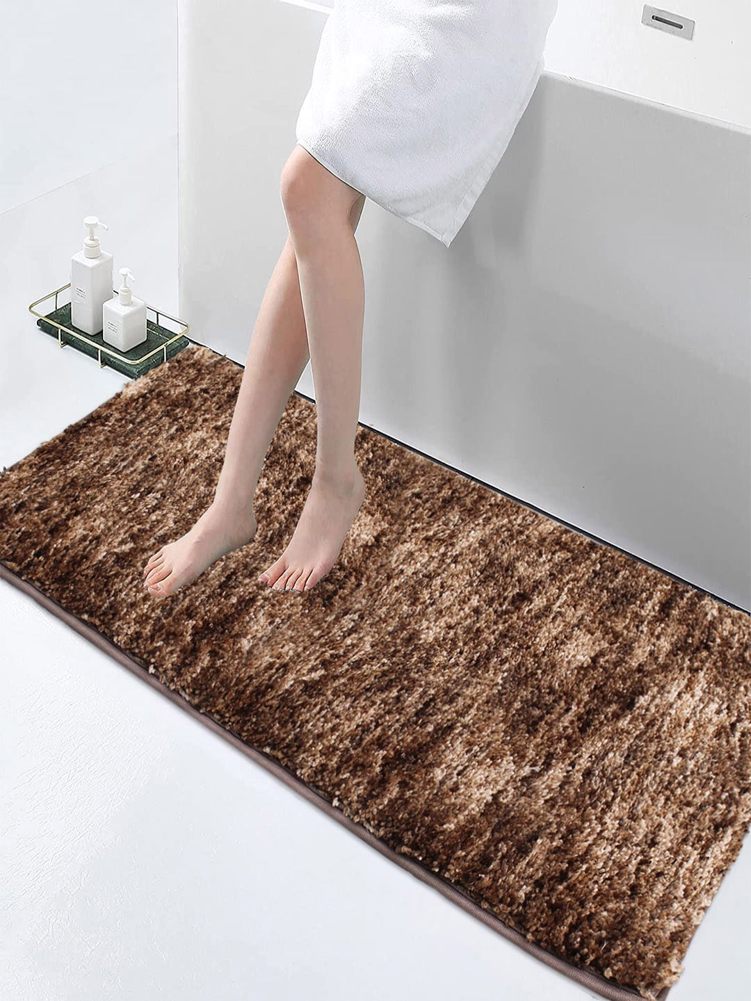 

LUXEHOME INTERNATIONAL Brown Fuzzy 1700GSM Floor Runner