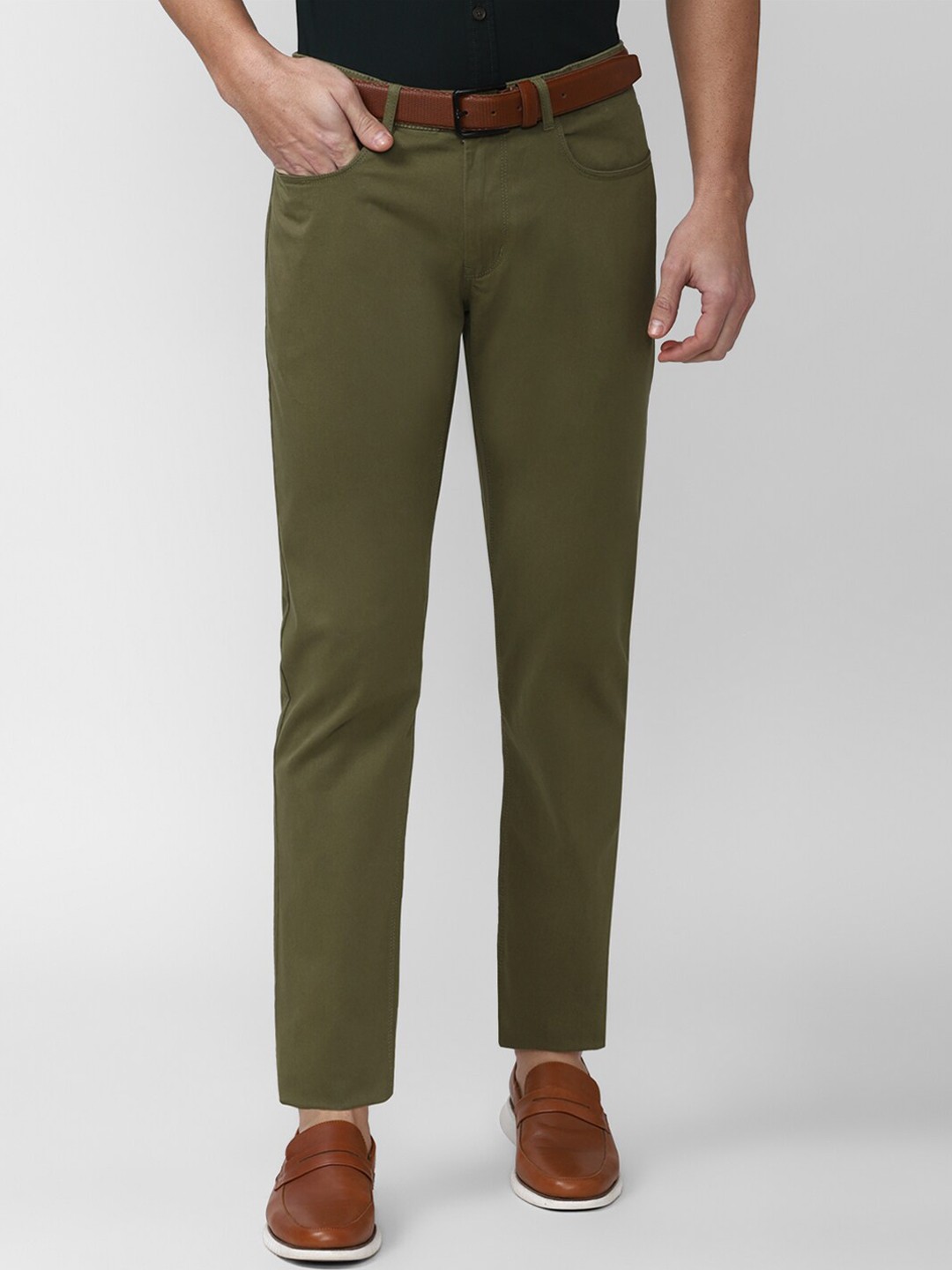 

Peter England Casuals Men Olive Green Tapered Fit Solid Trousers