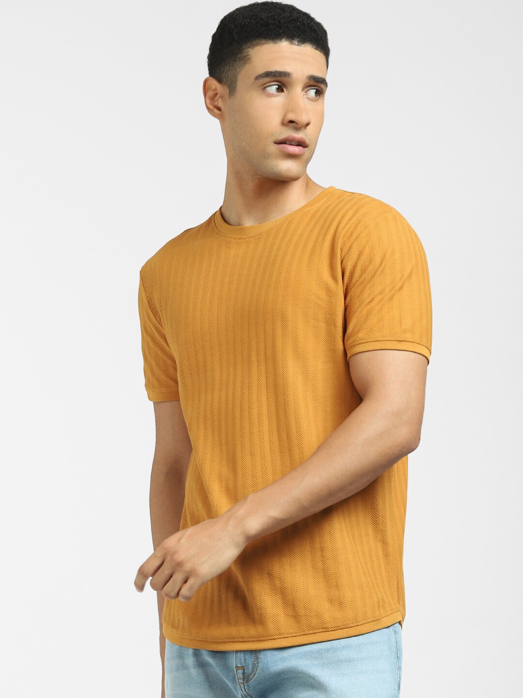 

Jack & Jones Men Brown Extended Sleeves T-shirt