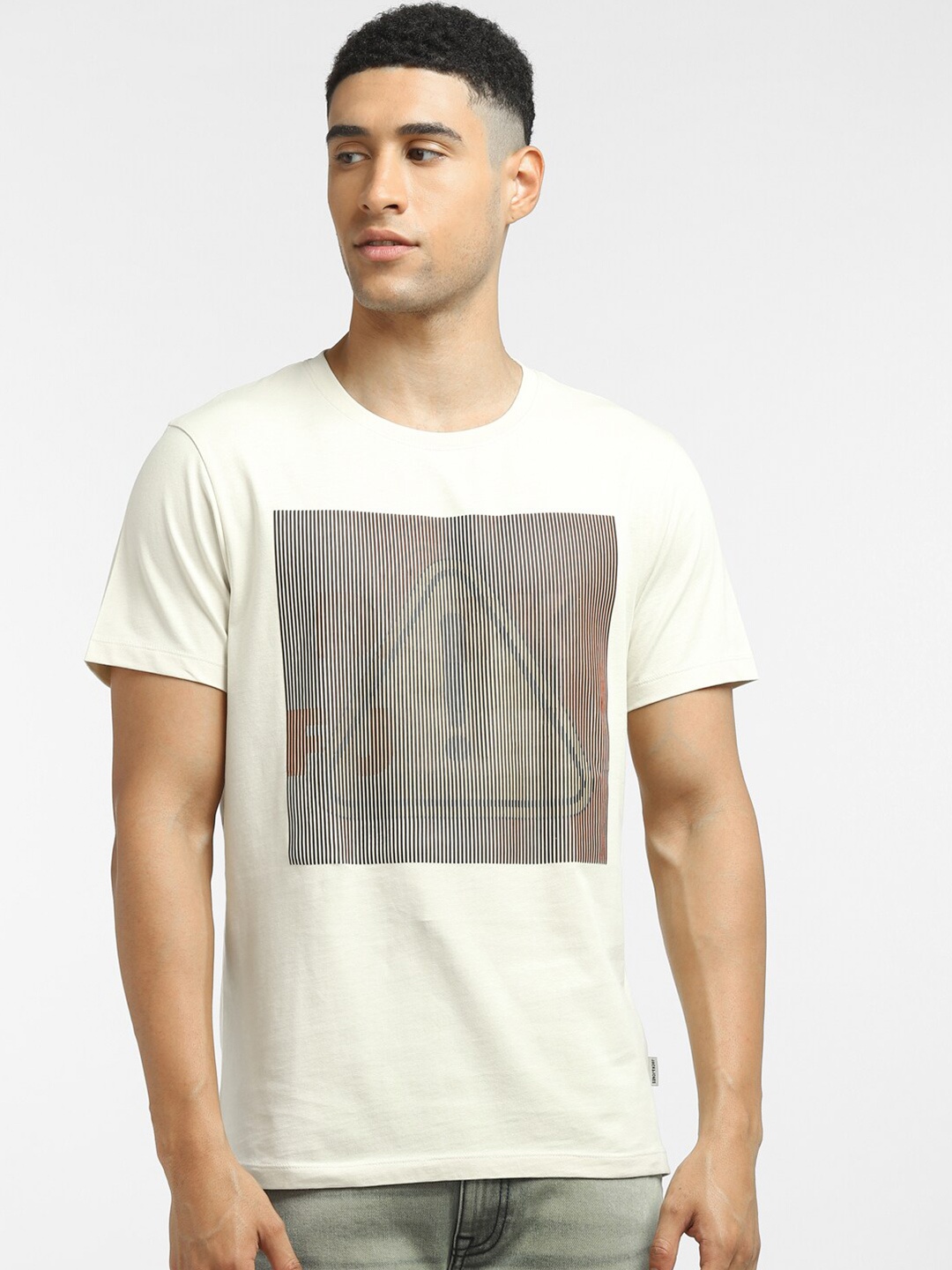 

Jack & Jones Men Beige Typography Printed T-shirt