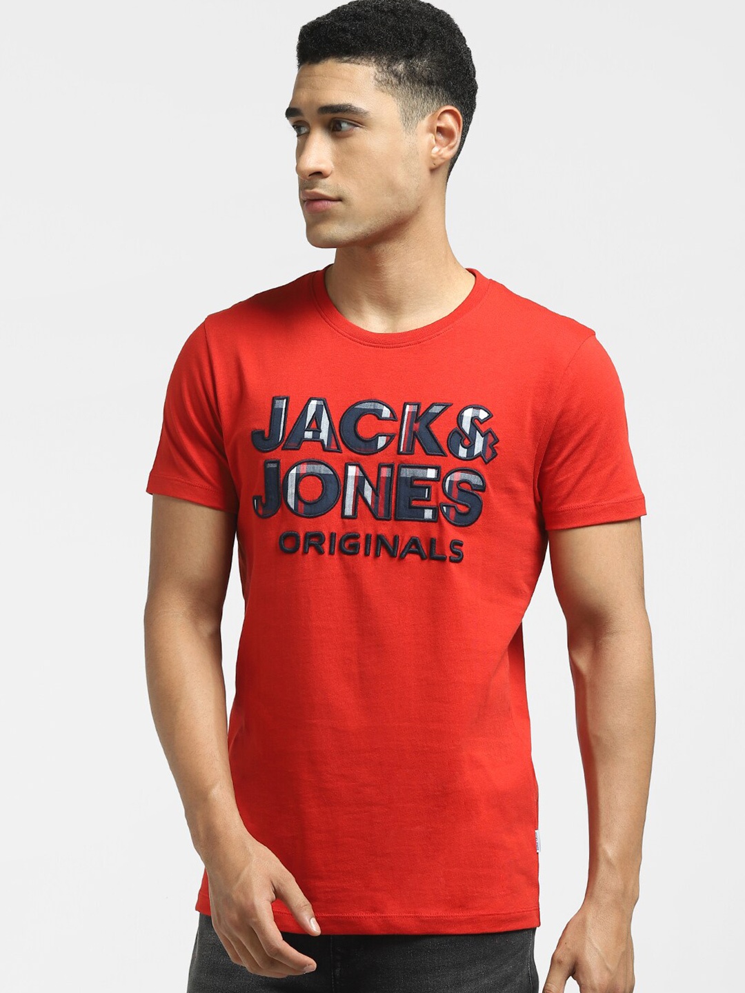 

Jack & Jones Men Red Typography Printed Applique T-shirt
