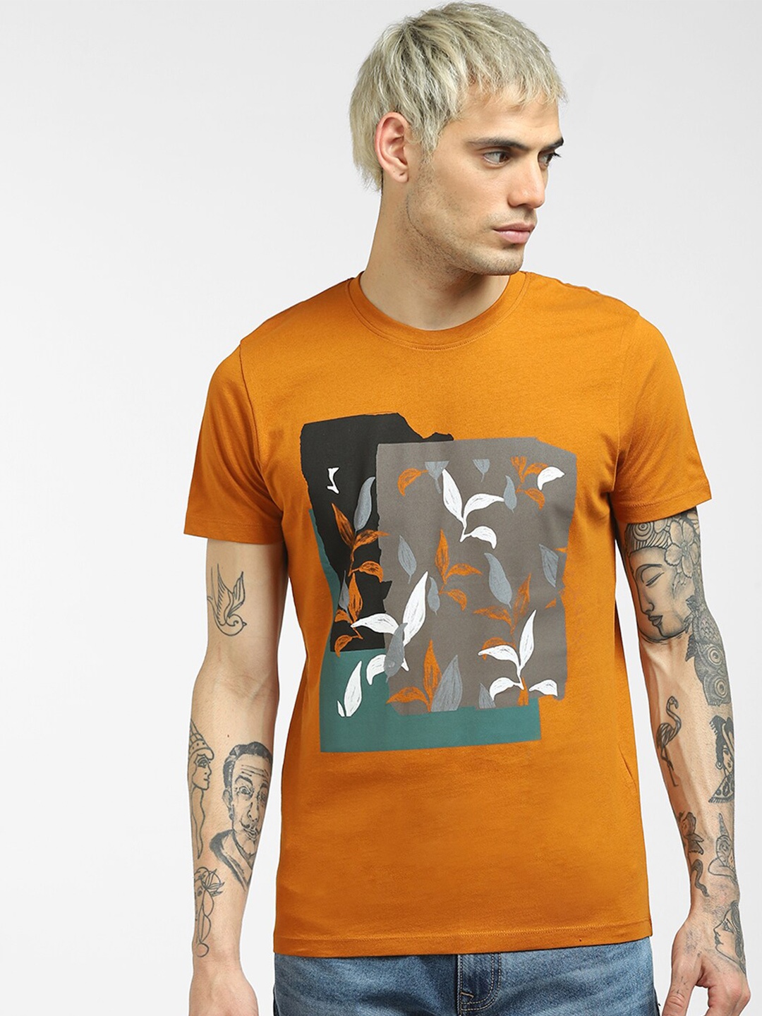 

Jack & Jones Men Brown Printed Applique T-shirt
