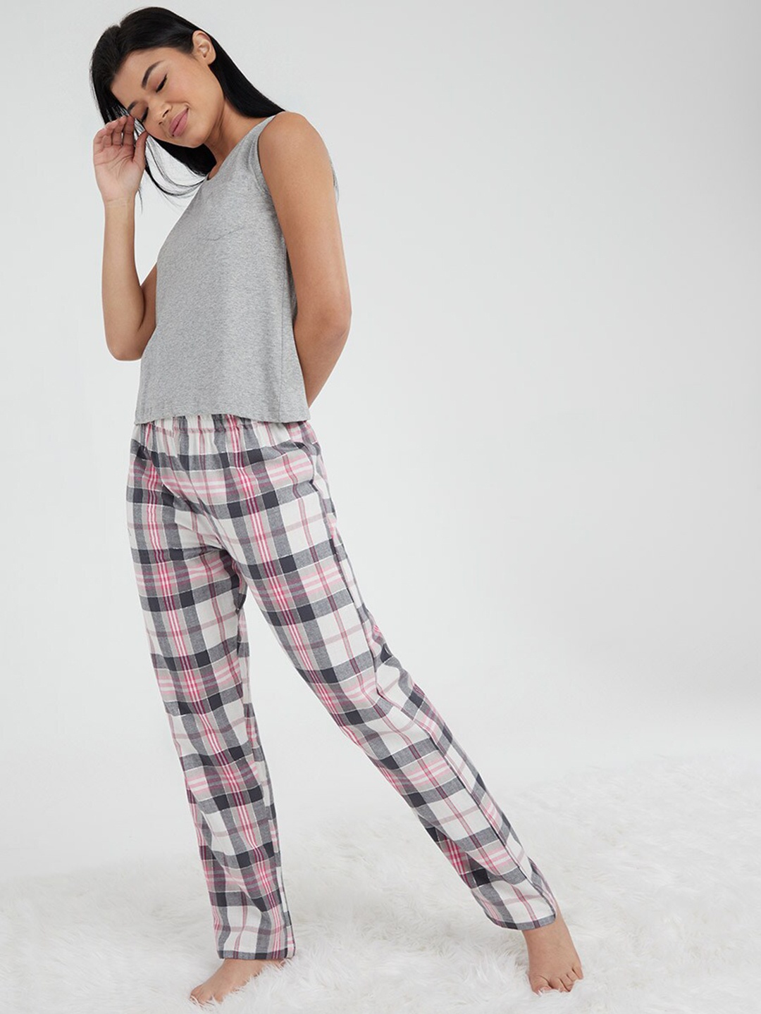 

Styli Women Grey & Pink Solid Pocket Detail Vest and Checked Straight Leg Pyjama Set