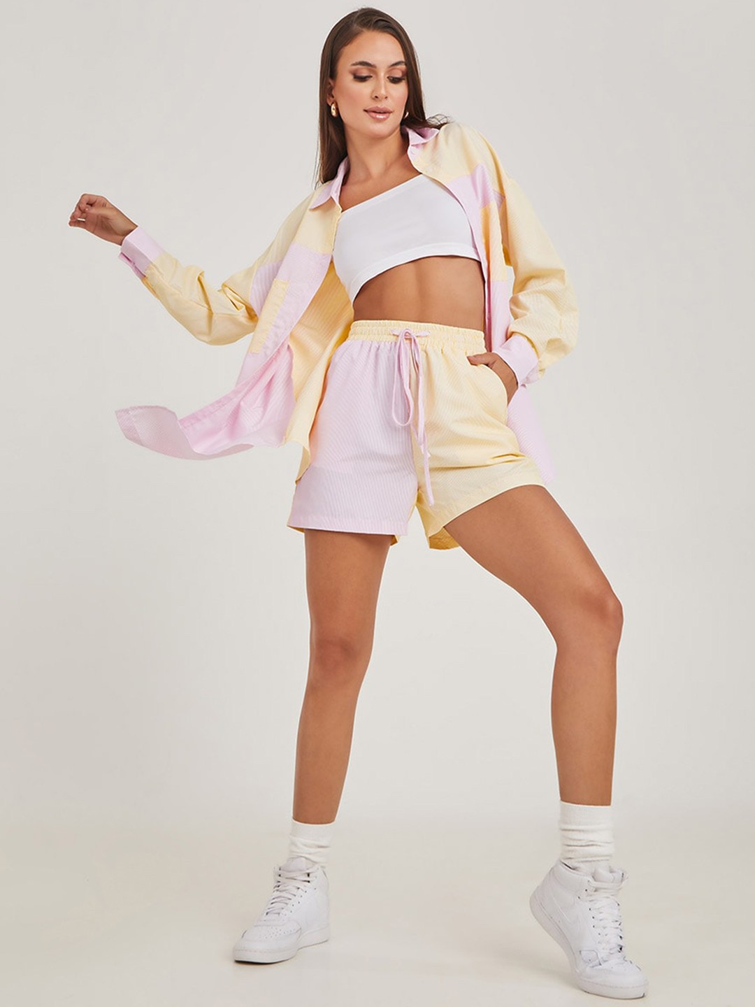 

Styli Women Pink & Beige Colorblock Oversized Co-Ords