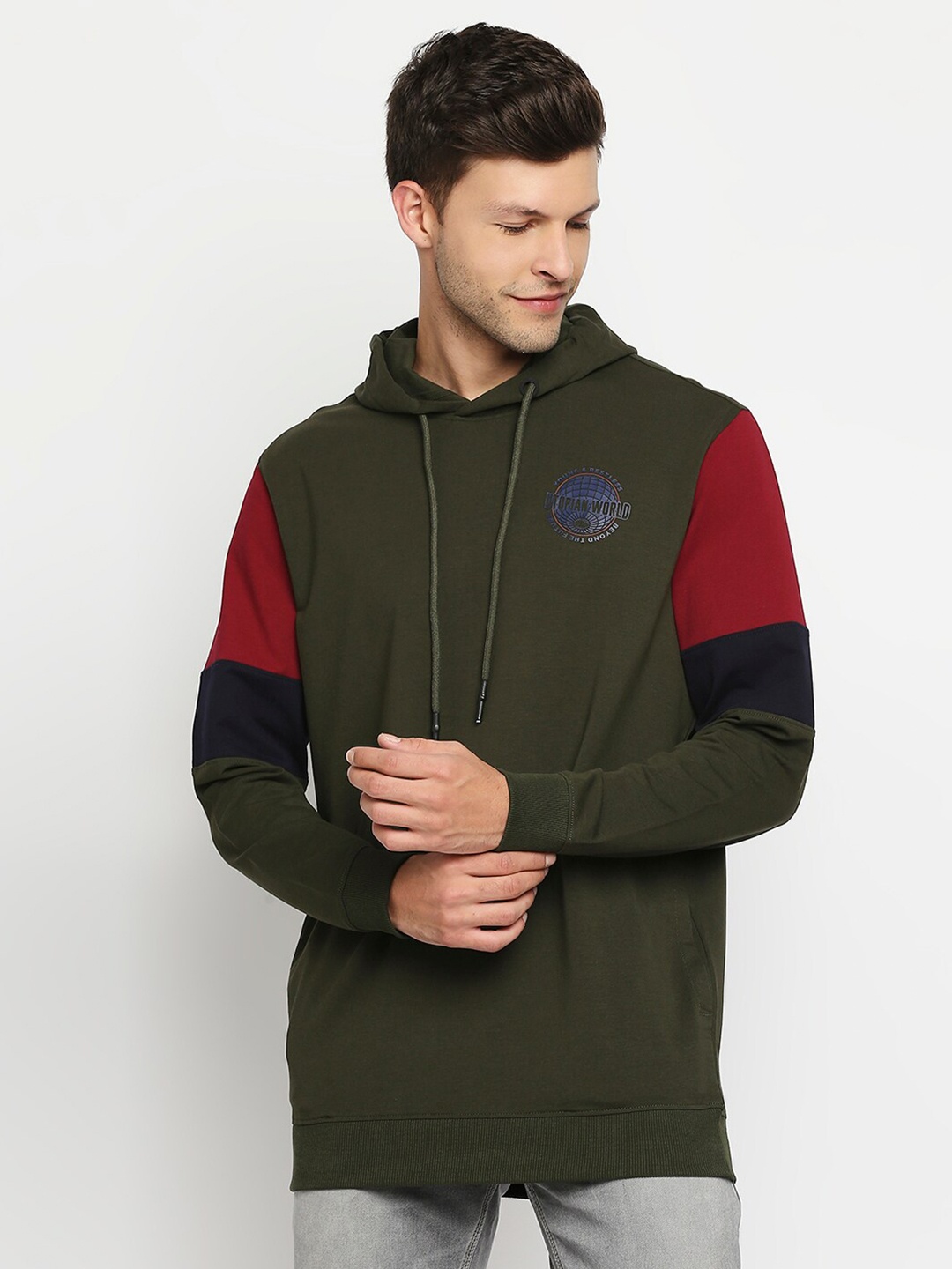 

SPYKAR Men Olive Green Hooded Sweatshirt