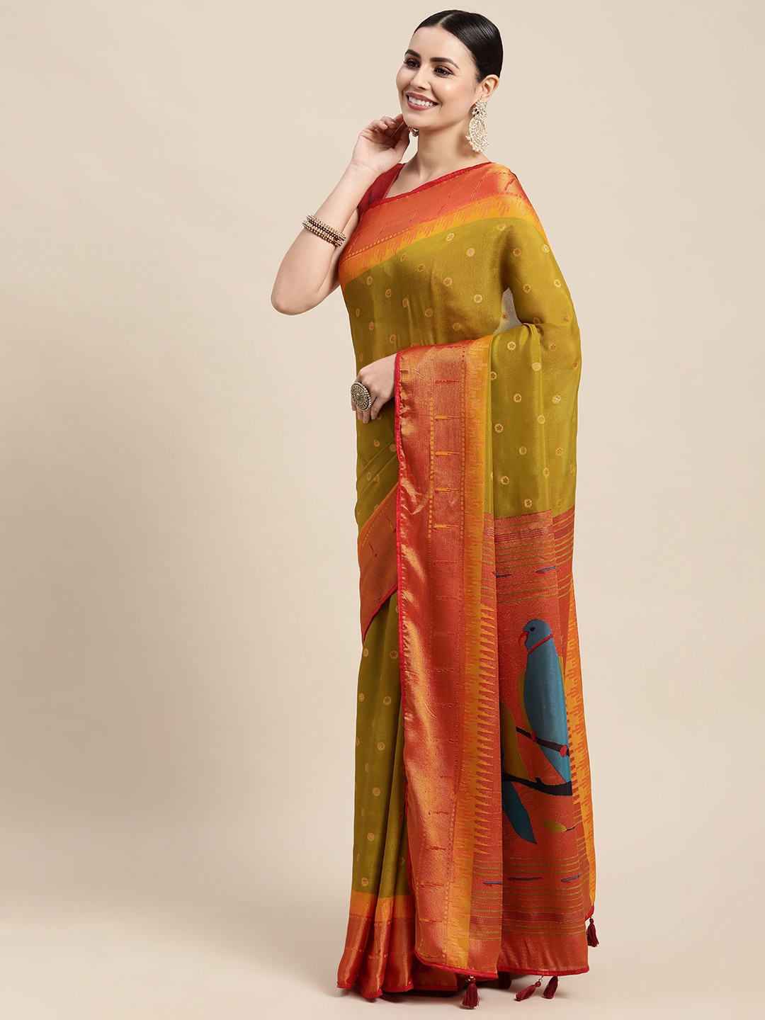 

Mitera Lime Green & Red Ethnic Motifs Brasso Paithani Saree