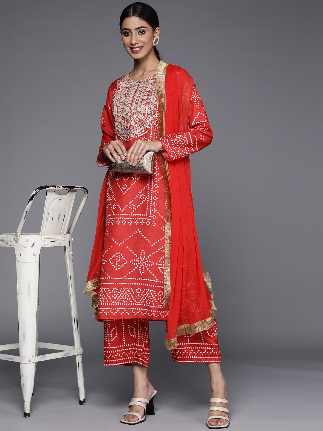 

Varanga Women Red Bandhani Print Gotta Patti Kurta with Palazzos & Dupatta