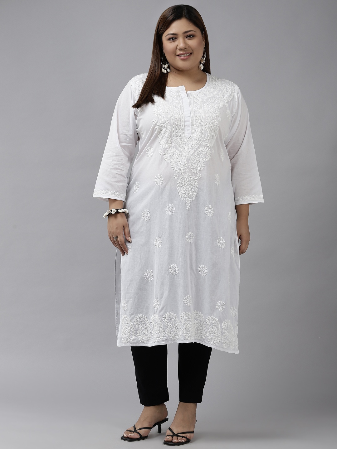 

ADA Women White Ethnic Motifs Embroidered Chikankari Plus Size Kurta