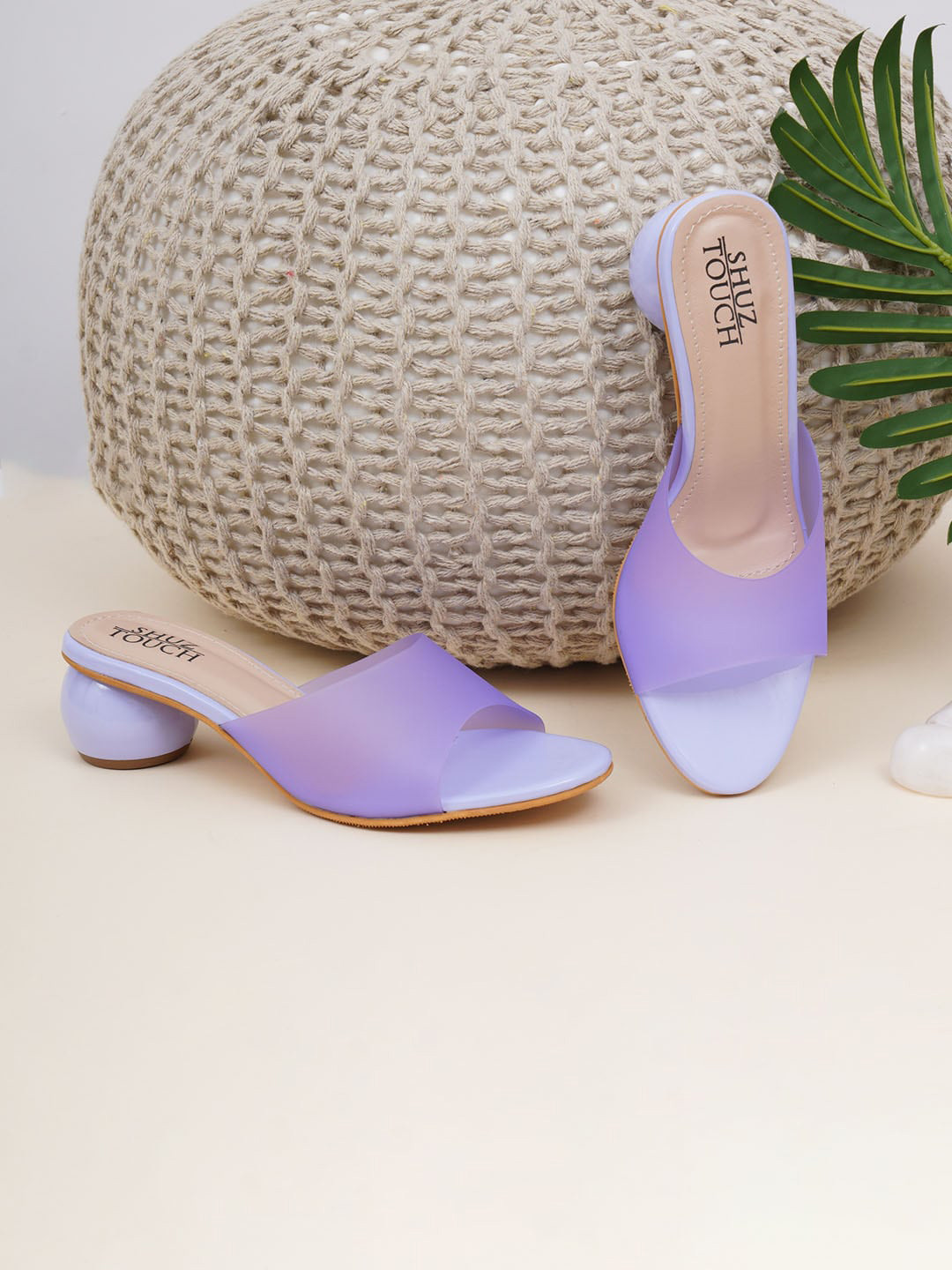 

SHUZ TOUCH Purple Solid Block Sandals
