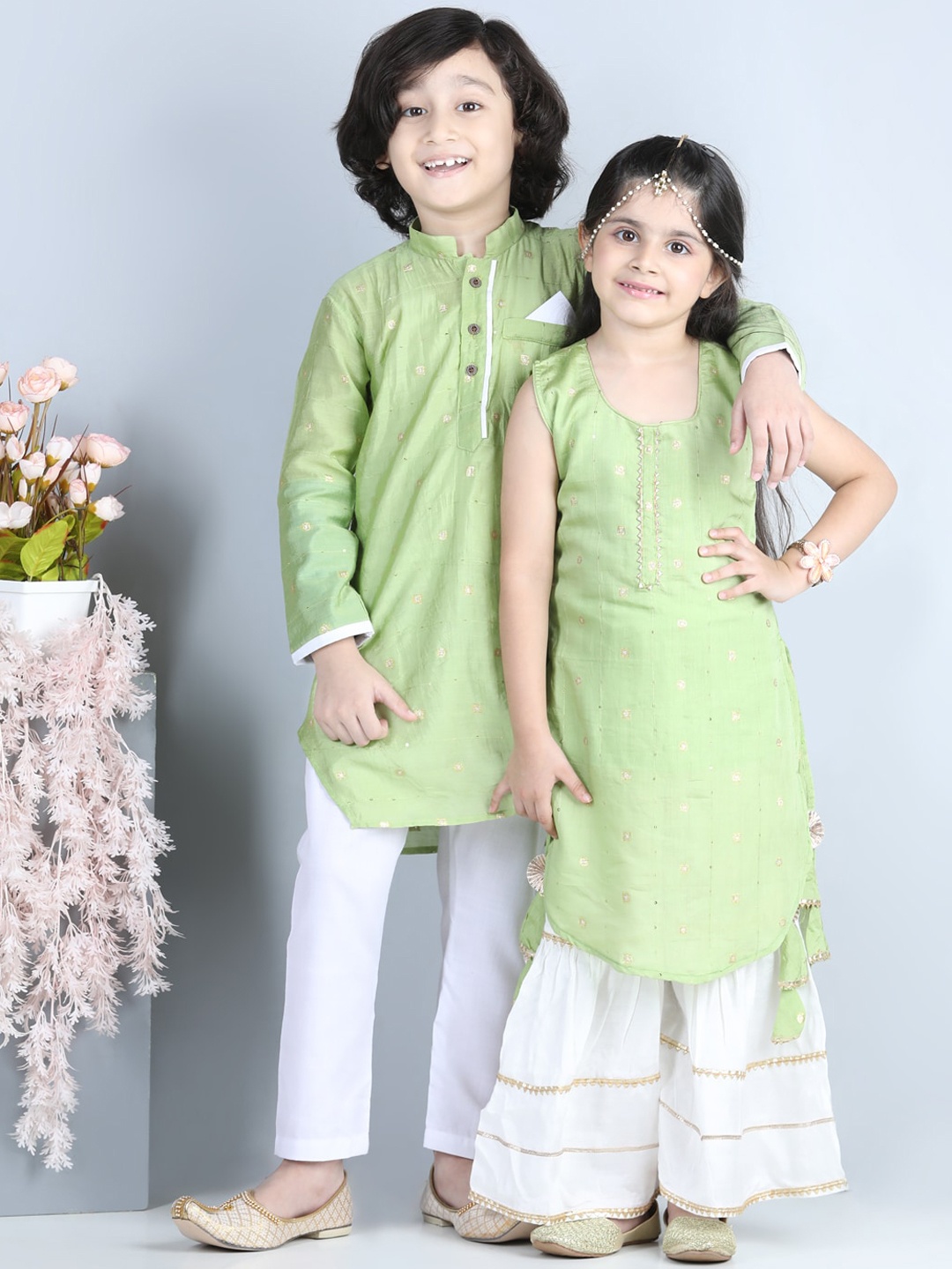 

Here&Now X Kinder Kids Girls Green Kurta with Palazzos