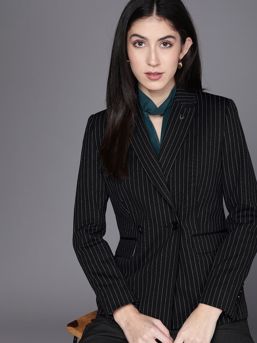 

Allen Solly Woman Black & White Stripe Slim-Fit Single-Breasted Blazer