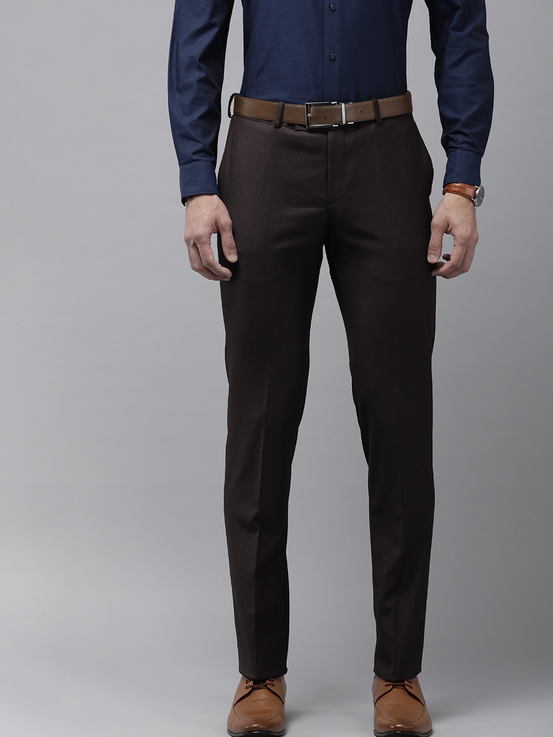 

Arrow Men Tailored Fit Mid Rise Flat Front Formal Trousers, Coffee brown