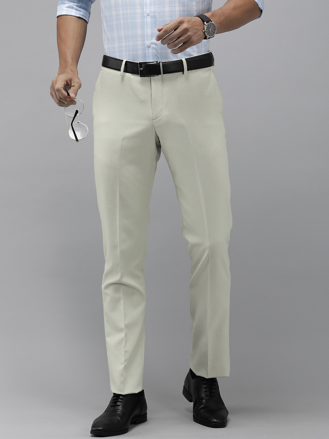 

Arrow Men Textured Tailored Trousers, Green