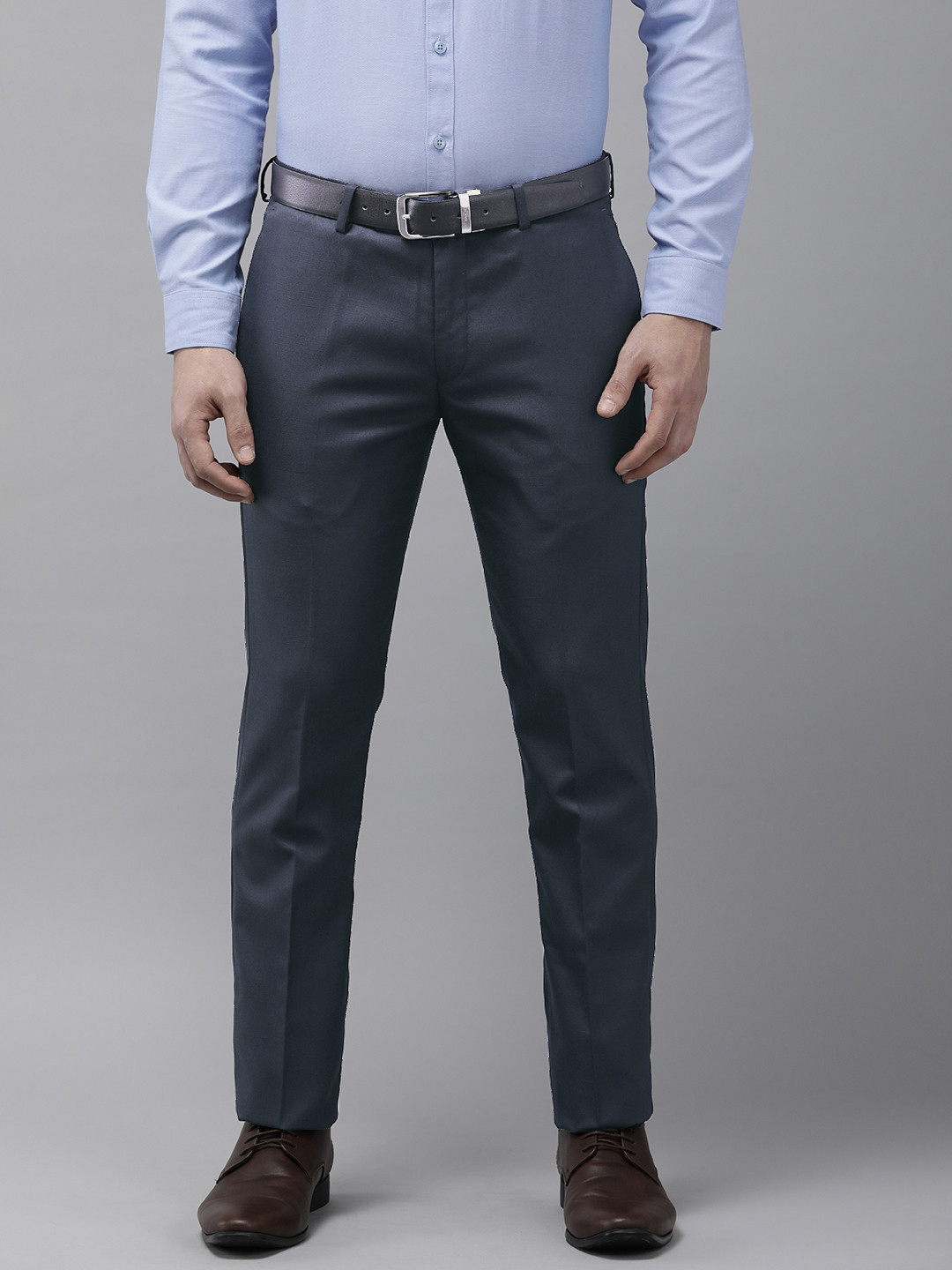 

Arrow Men Tailored Fit Mid Rise Flat Front Formal Trousers, Navy blue