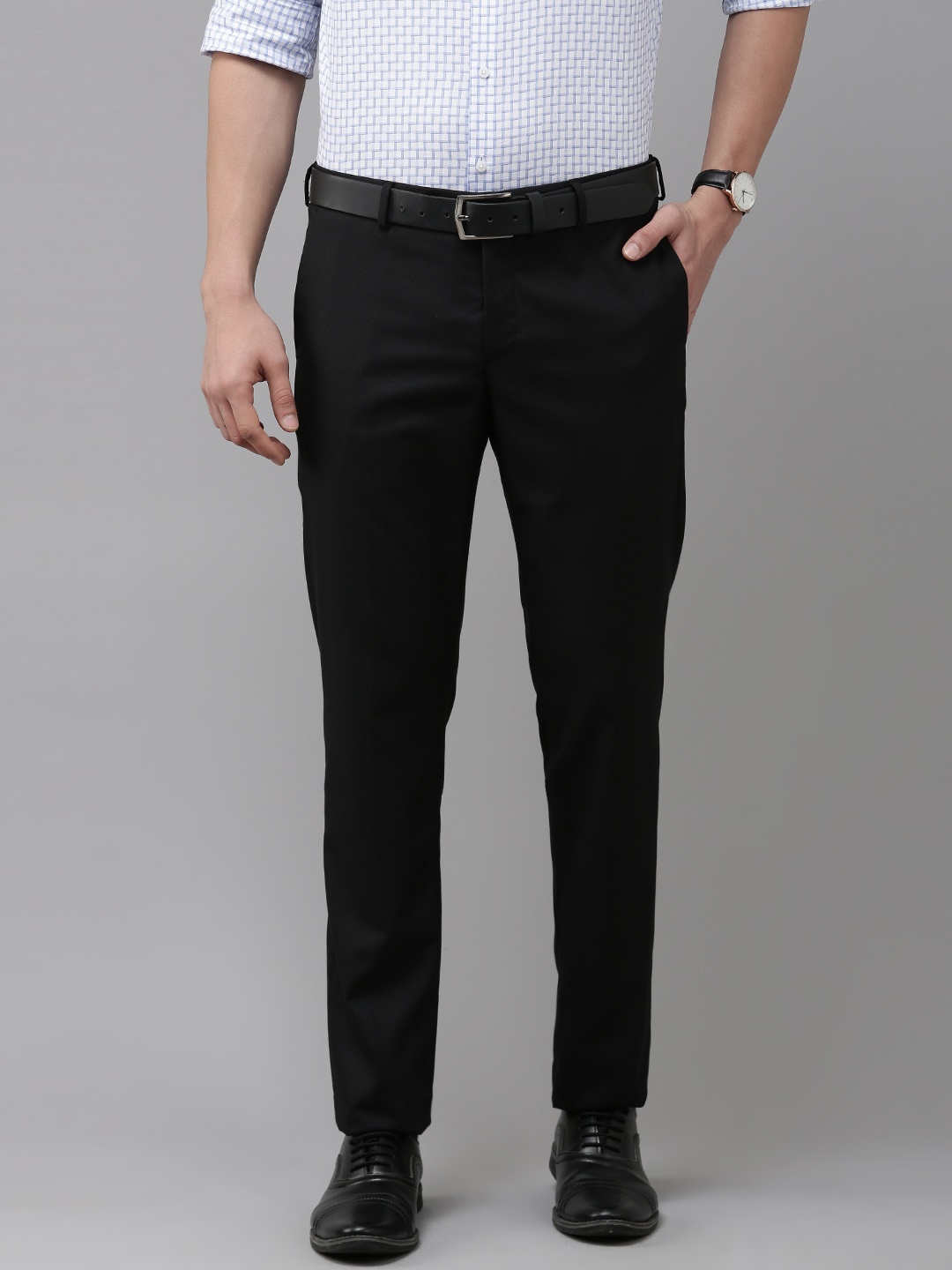

Arrow Men Black Solid Tailored Formal Trousers