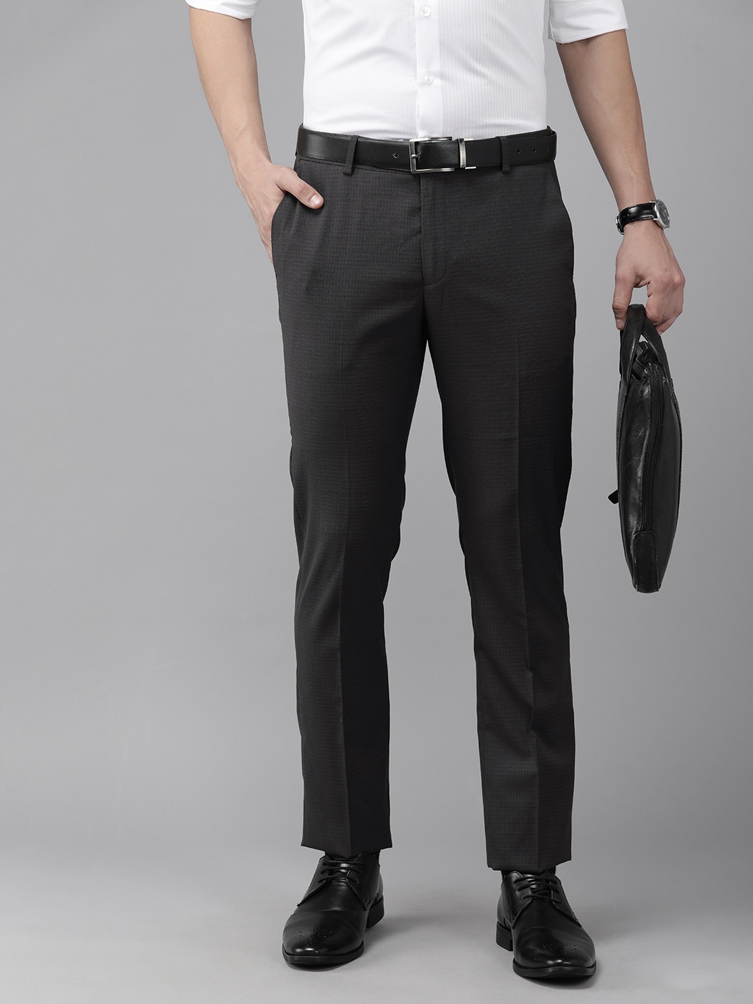 

Arrow Men Black Textured Hudson Tailored Fit Trousers