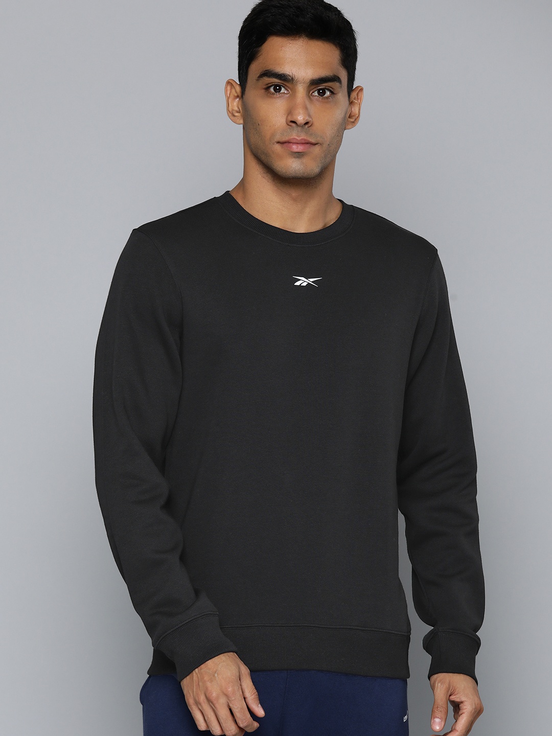 

Reebok Men Training FND Sweatshirt, Black