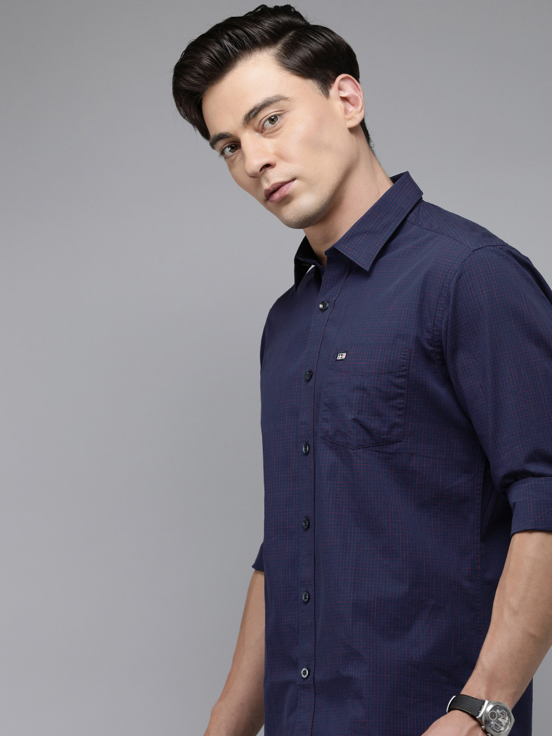 

Arrow Sport Men Slim Fit Pure Cotton Casual Shirt, Navy blue