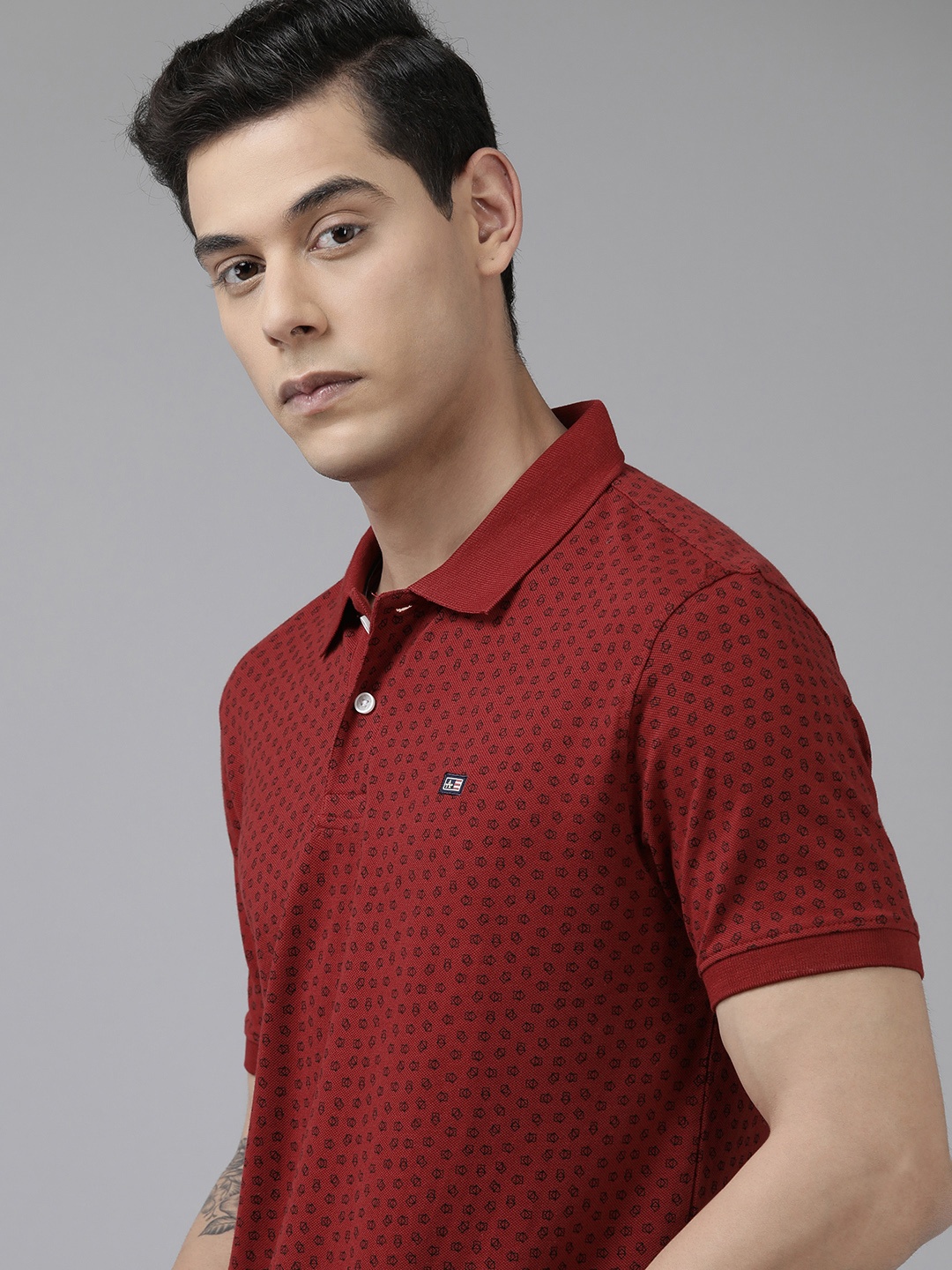 

Arrow Men Red Printed Polo Collar Pure Cotton T-shirt