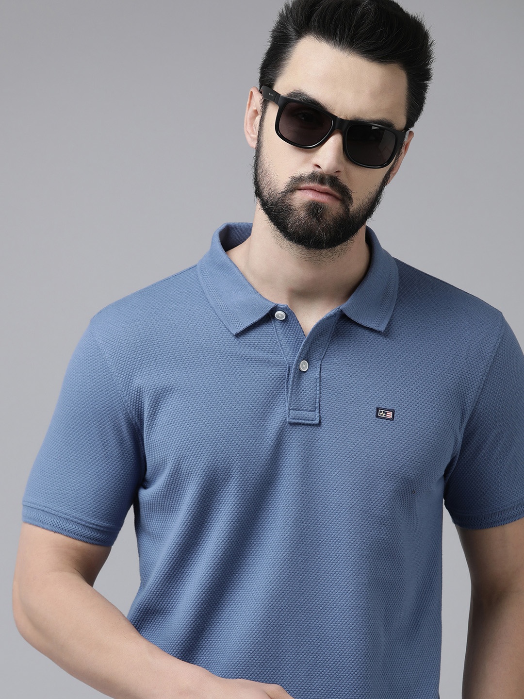 

Arrow Men Blue Polo Collar T-shirt