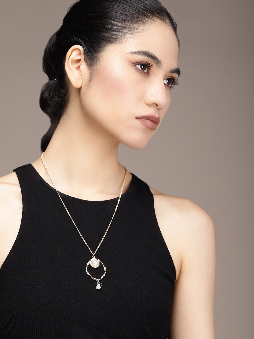 

bebe Women Gold-Toned Necklace With Pendant
