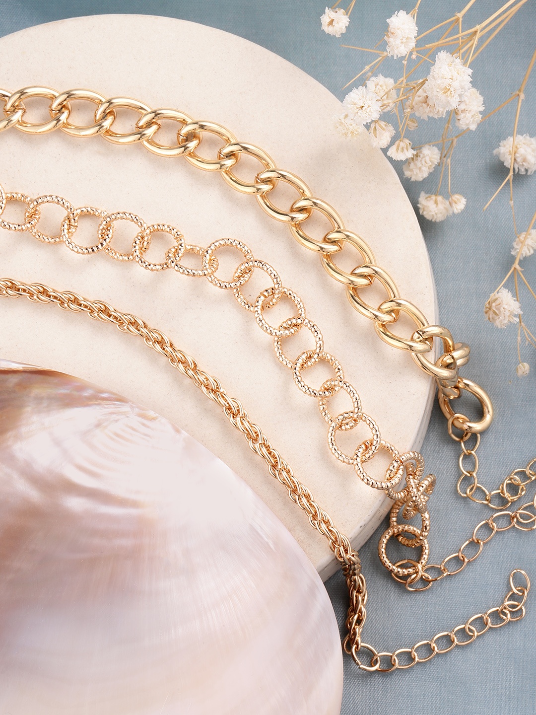 

bebe Women Pack Of 3 Gold-Toned Brass Link Bracelet