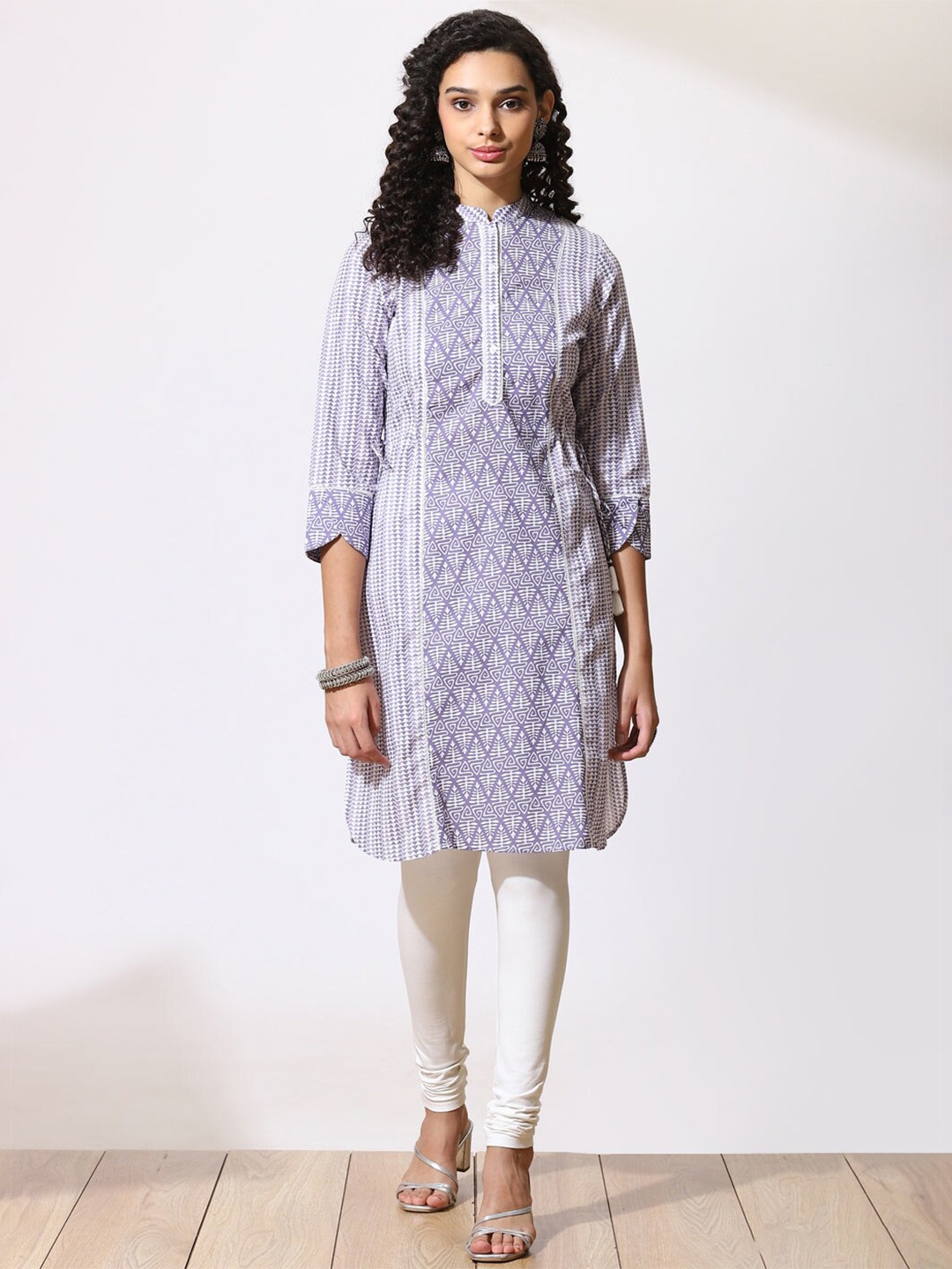 

Lakshita Women Purple & Off White Geometric Printed Pastels Kurta