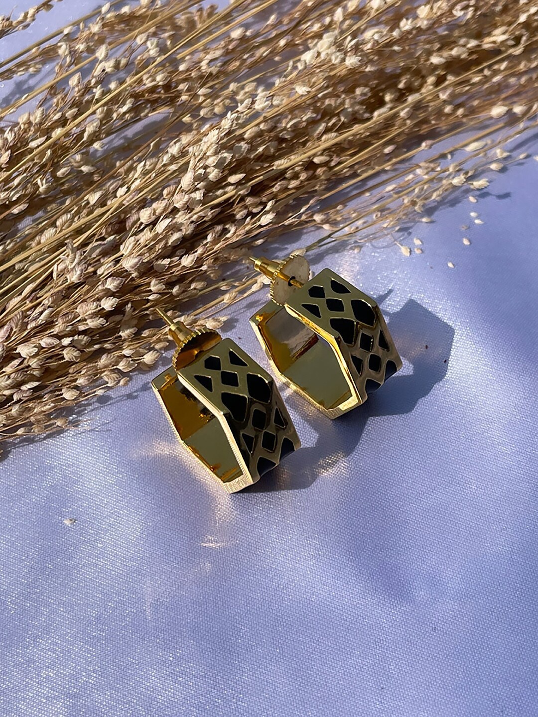 

MNSH Gold-Toned Contemporary Studs Earrings