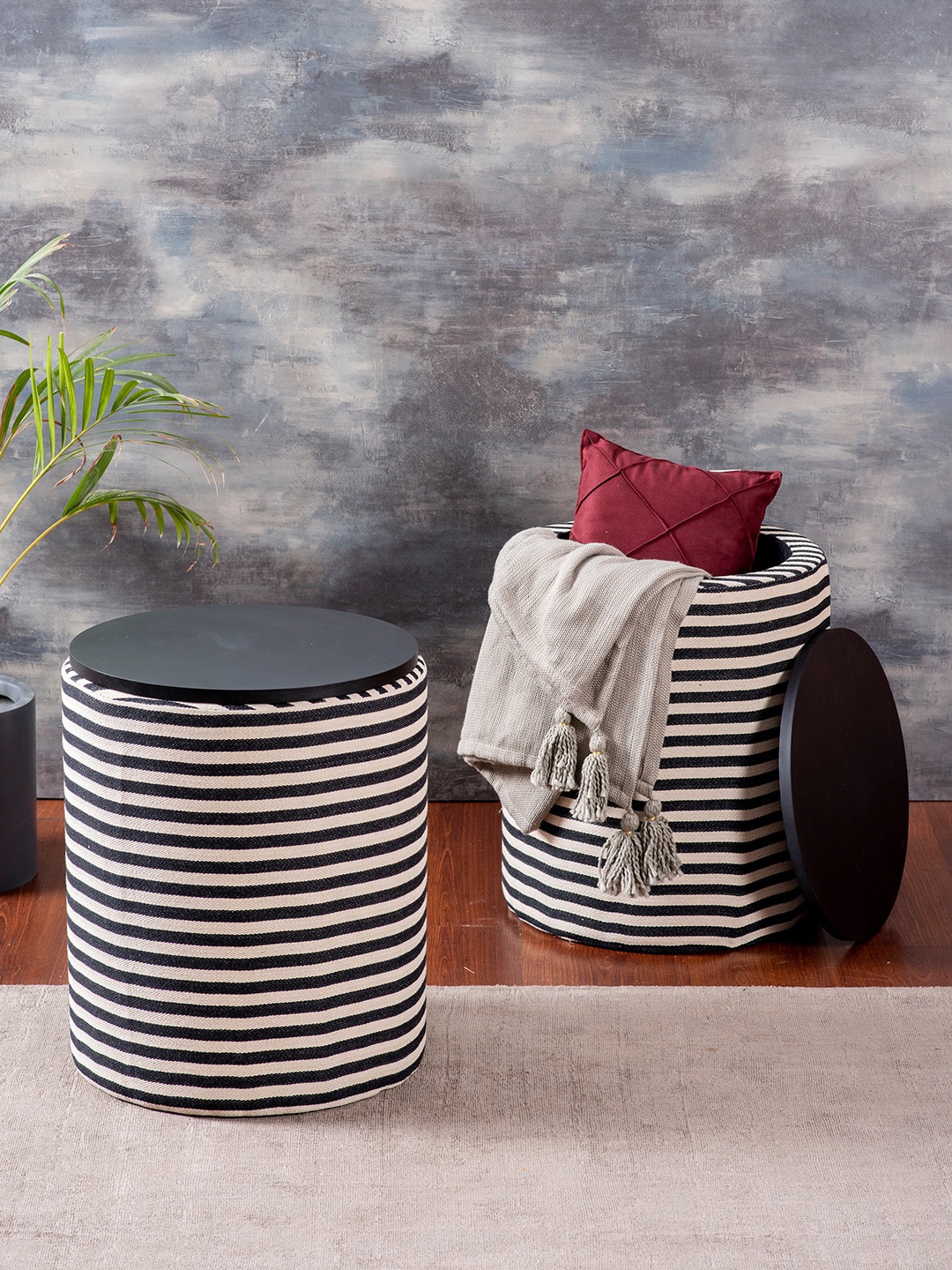 

nestroots Pack of 2 Black & White Pedestal Ottomans