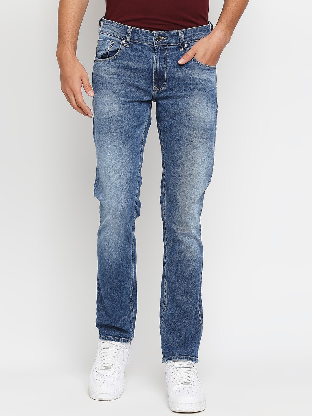 

SPYKAR Men Blue Heavy Fade Regular Fit Cotton Jeans