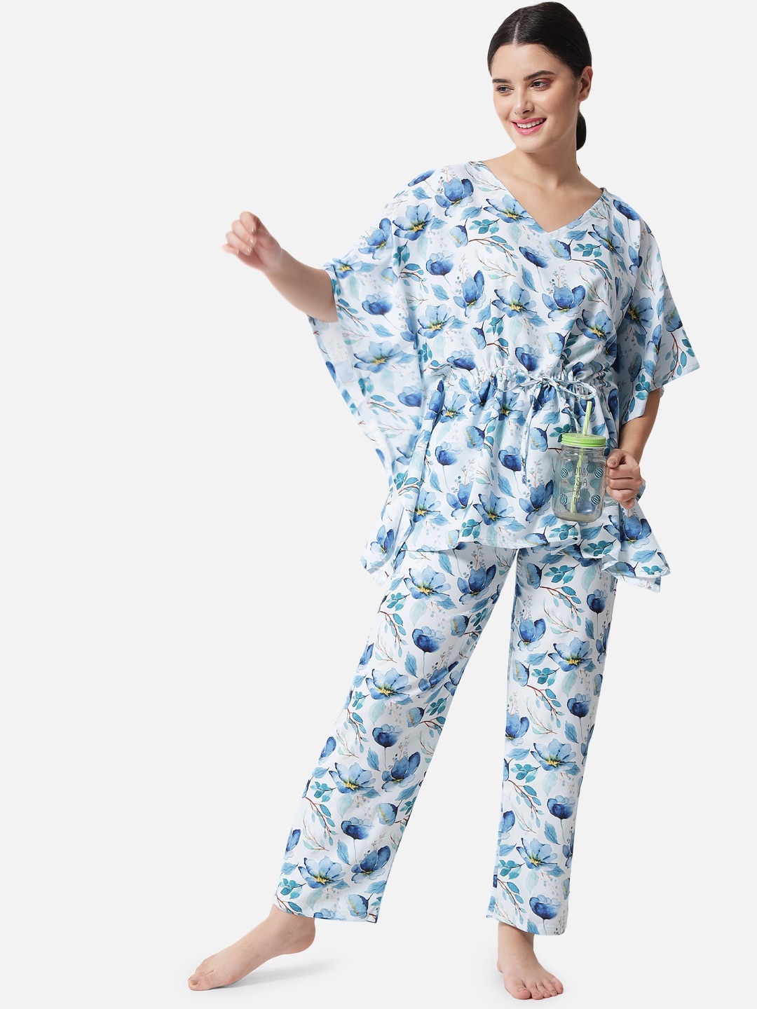 

FFLIRTYGO Women Green & Off White Printed Night suit