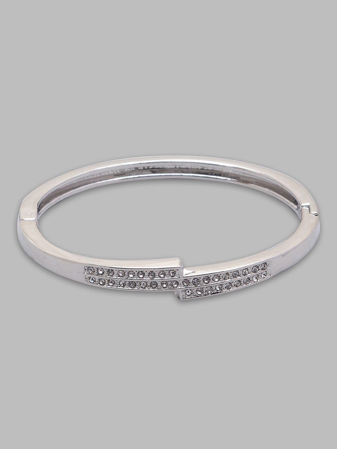 

Globus Women Silver Bracelet