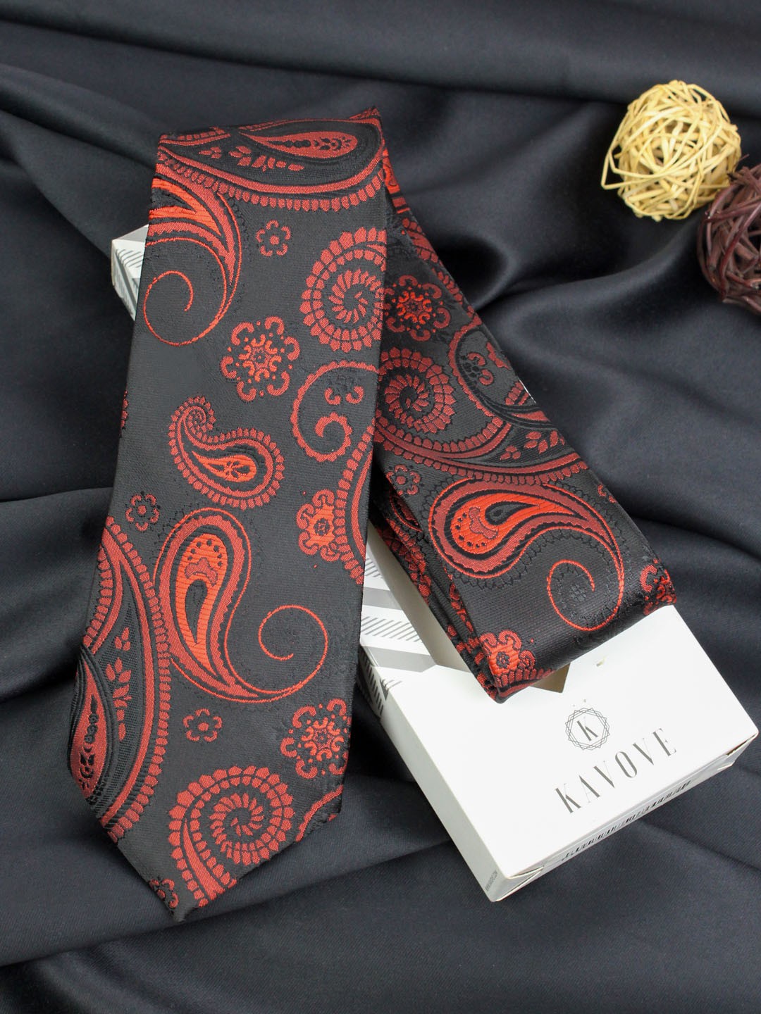 

KOVOVE Unisex Red & Black Woven Design Broad Tie