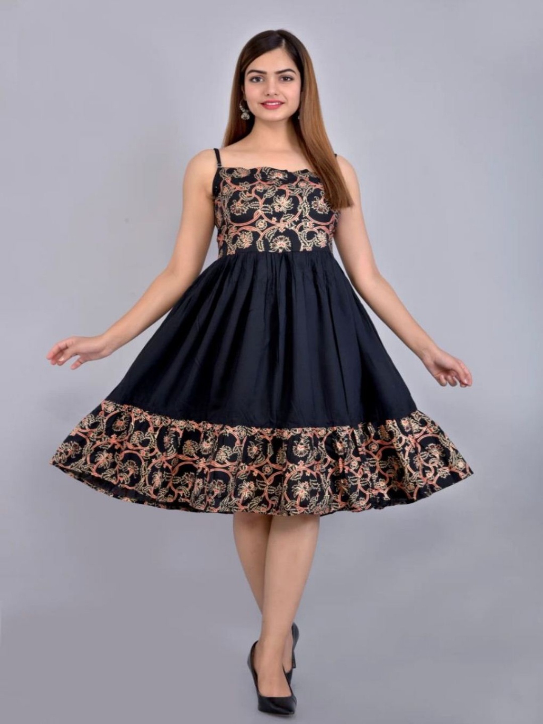 

IQRAAR Black Ethnic Motifs Midi Dress