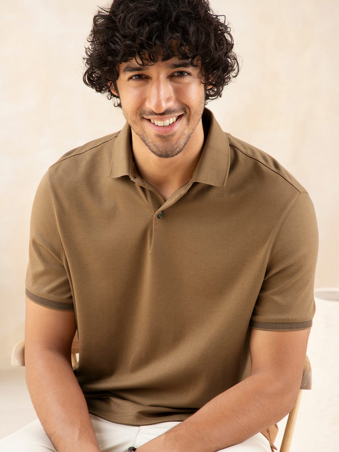 

Andamen Men Brown Polo Collar T-shirt