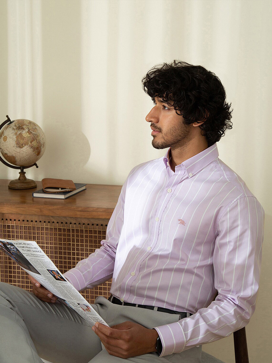 

Andamen Men Purple Classic Slim Fit Striped Casual Shirt