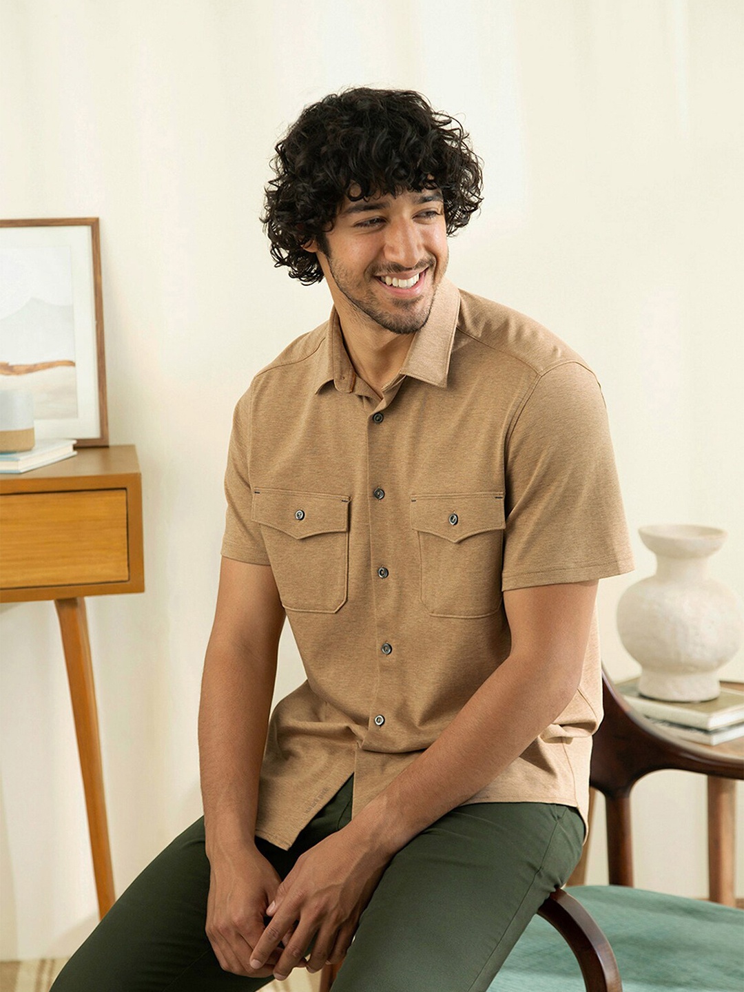

Andamen Men Brown Classic Casual Shirt