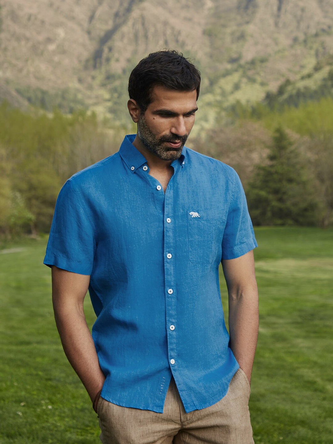 

Andamen Men Blue Classic Casual Shirt