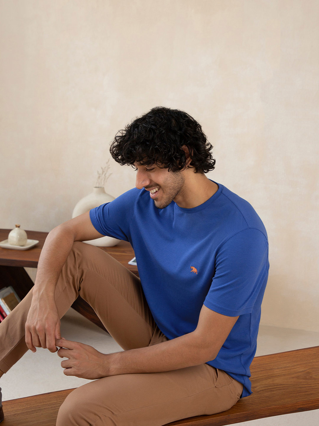 

Andamen Men Blue V-Neck T-shirt