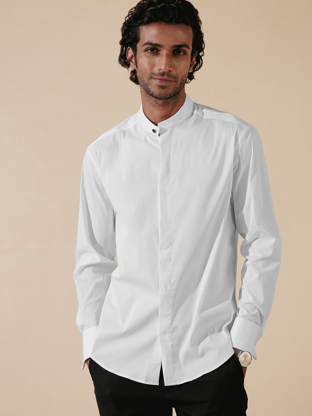 

Andamen Men White Classic Casual Shirt