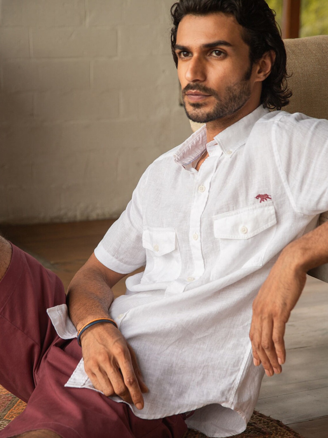 

Andamen Men White Classic Casual Shirt
