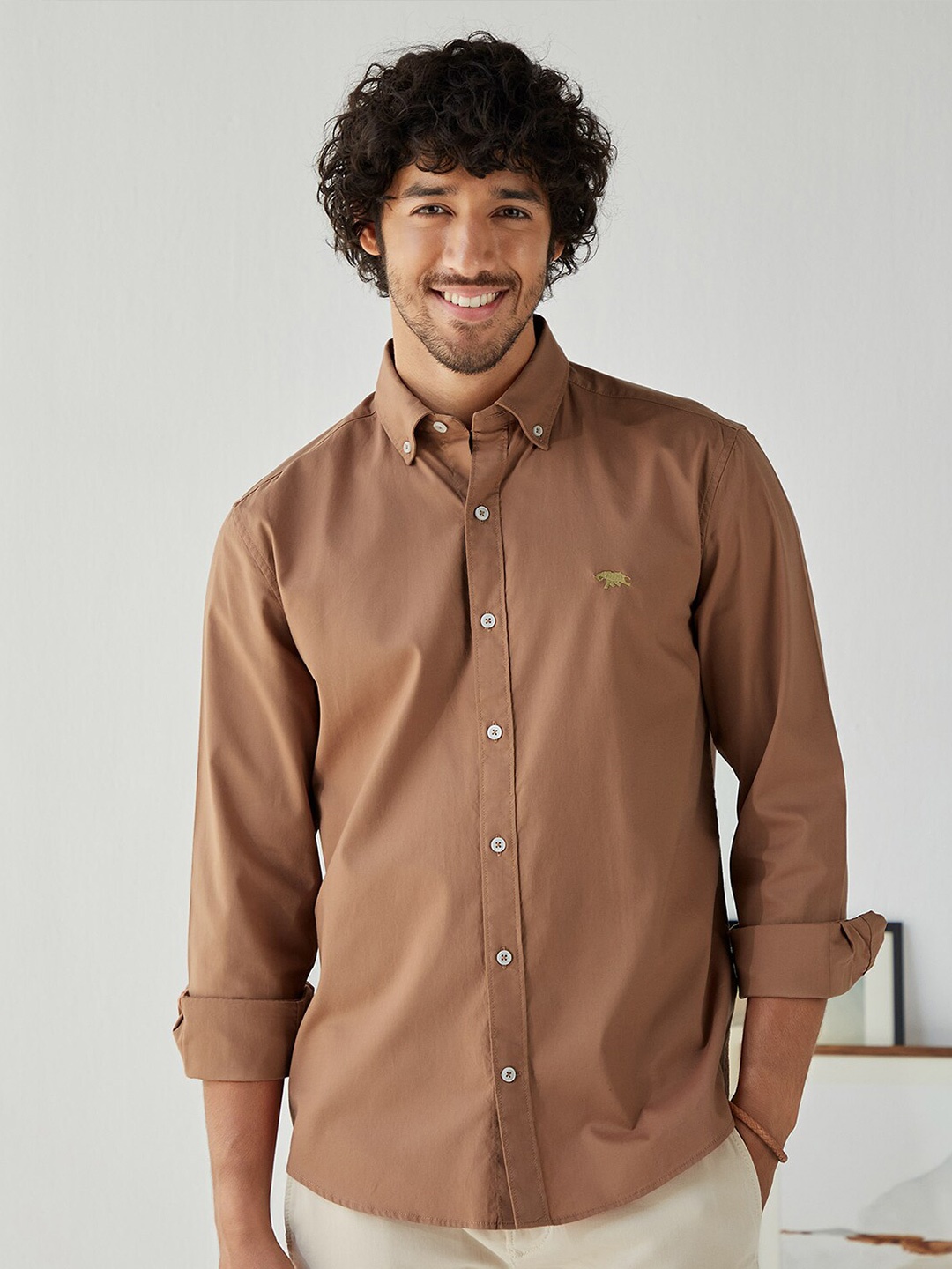 

Andamen Men Brown Classic Slim Fit Casual Shirt