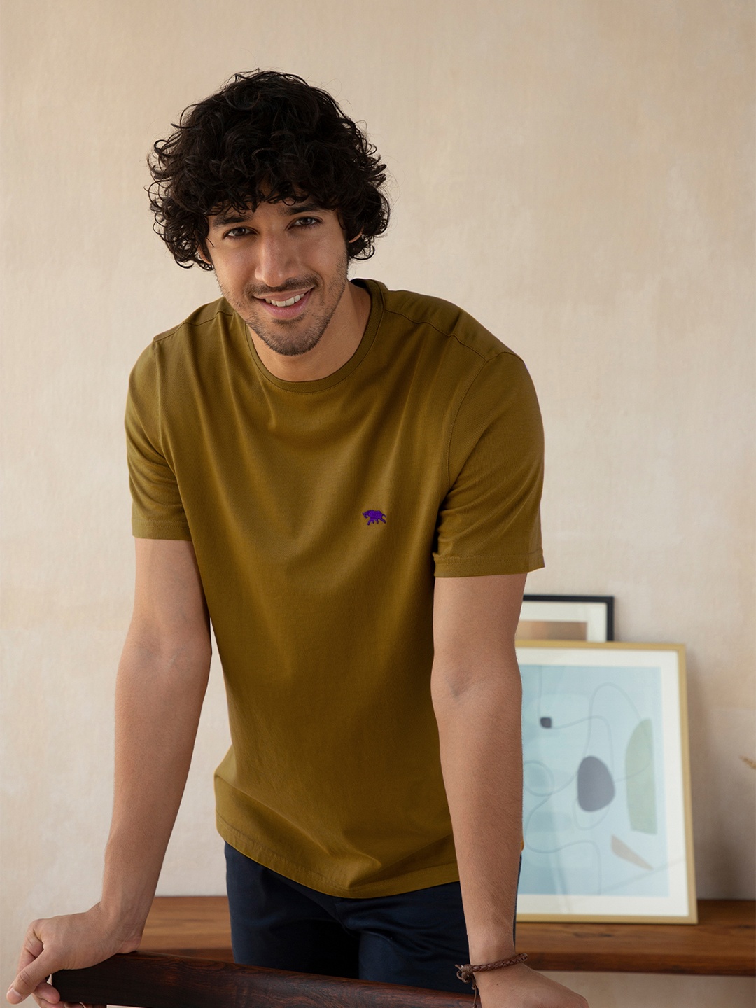 

Andamen Men Gold-Toned V-Neck T-shirt