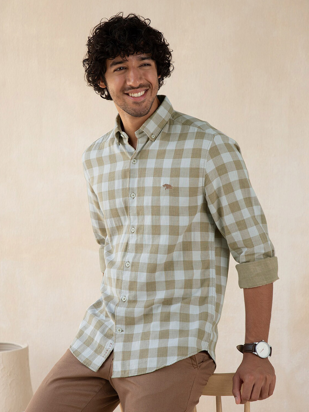 

Andamen Men Brown Classic Checked Casual Shirt