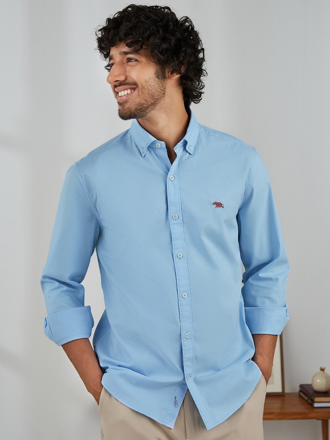 

Andamen Men Blue Classic Slim Fit Casual Shirt
