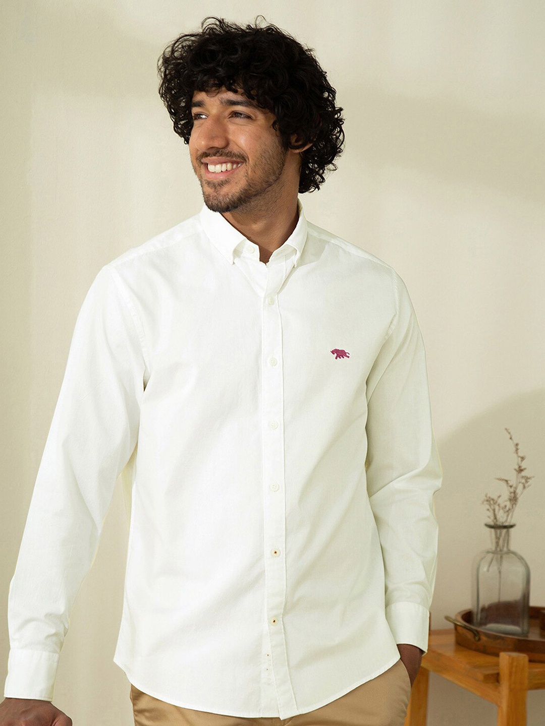 

Andamen Men White Classic Casual Shirt