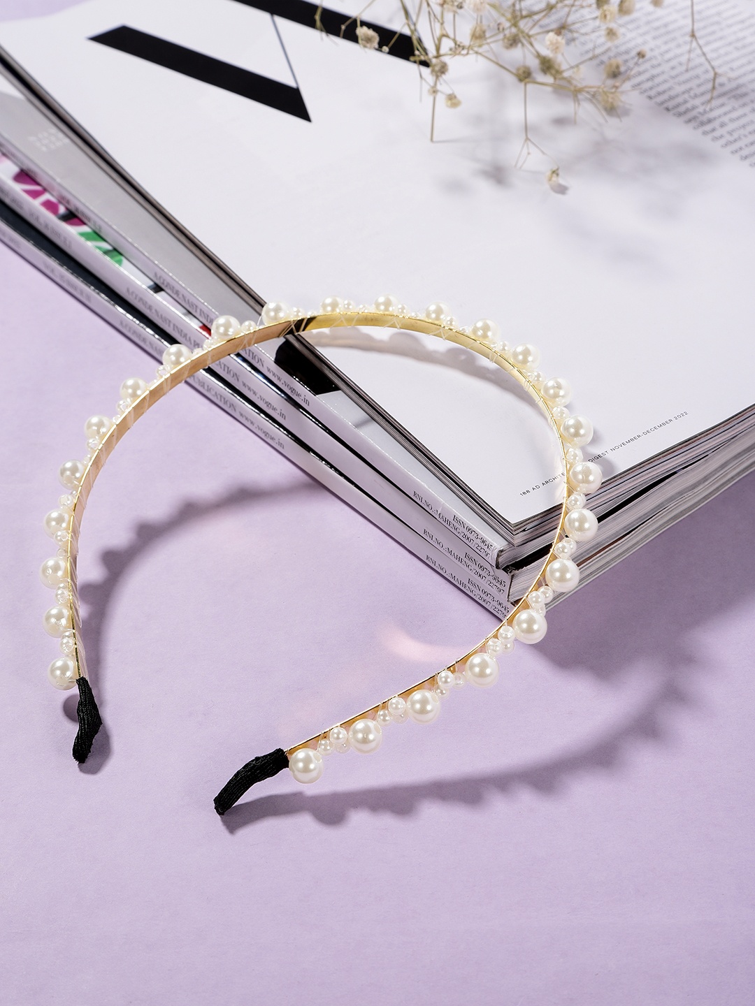 

bebe Women White & Gold-Toned Beaded Hairband