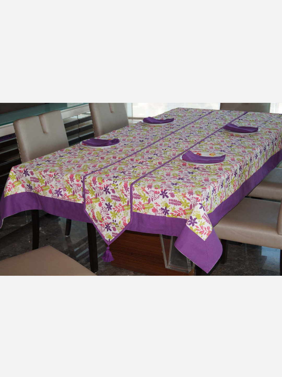 

Lushomes Purple & White 6 Pieces Floral Cotton Table Linen Set