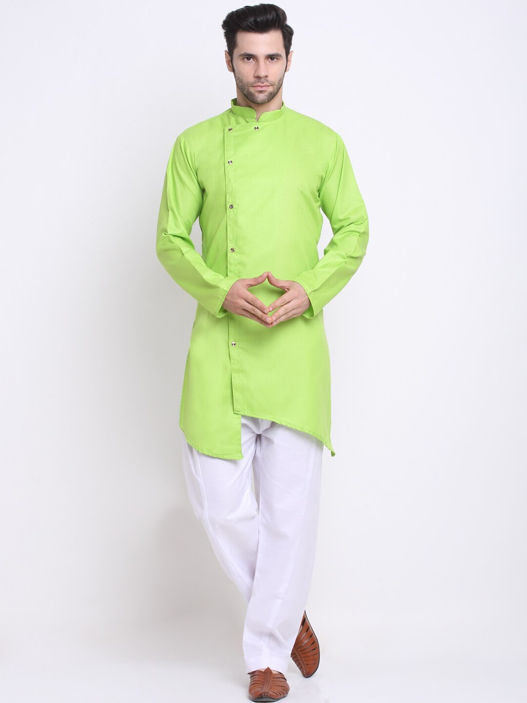 

Benstoke Men Green Angrakha Kurta with Pyjamas